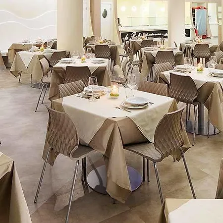 La Perla 3* Camerano