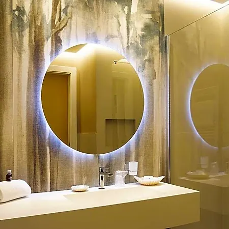 Hotell La Perla 3*