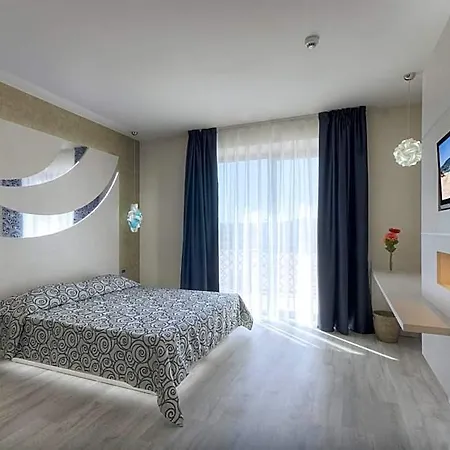 La Perla 3* Camerano