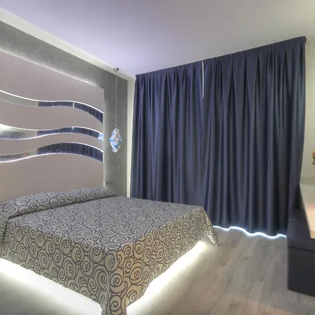 Hotell La Perla 3*